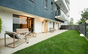 Vacation Feel - 2Br Apartment With Terrace & Private Parking In Baneasa